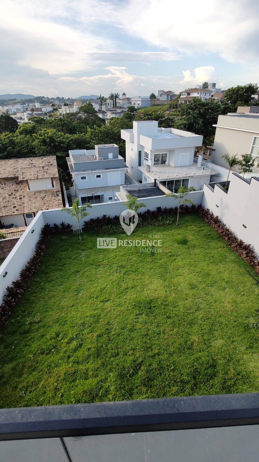 Casa à venda com 3 quartos, 228m² - Foto 20
