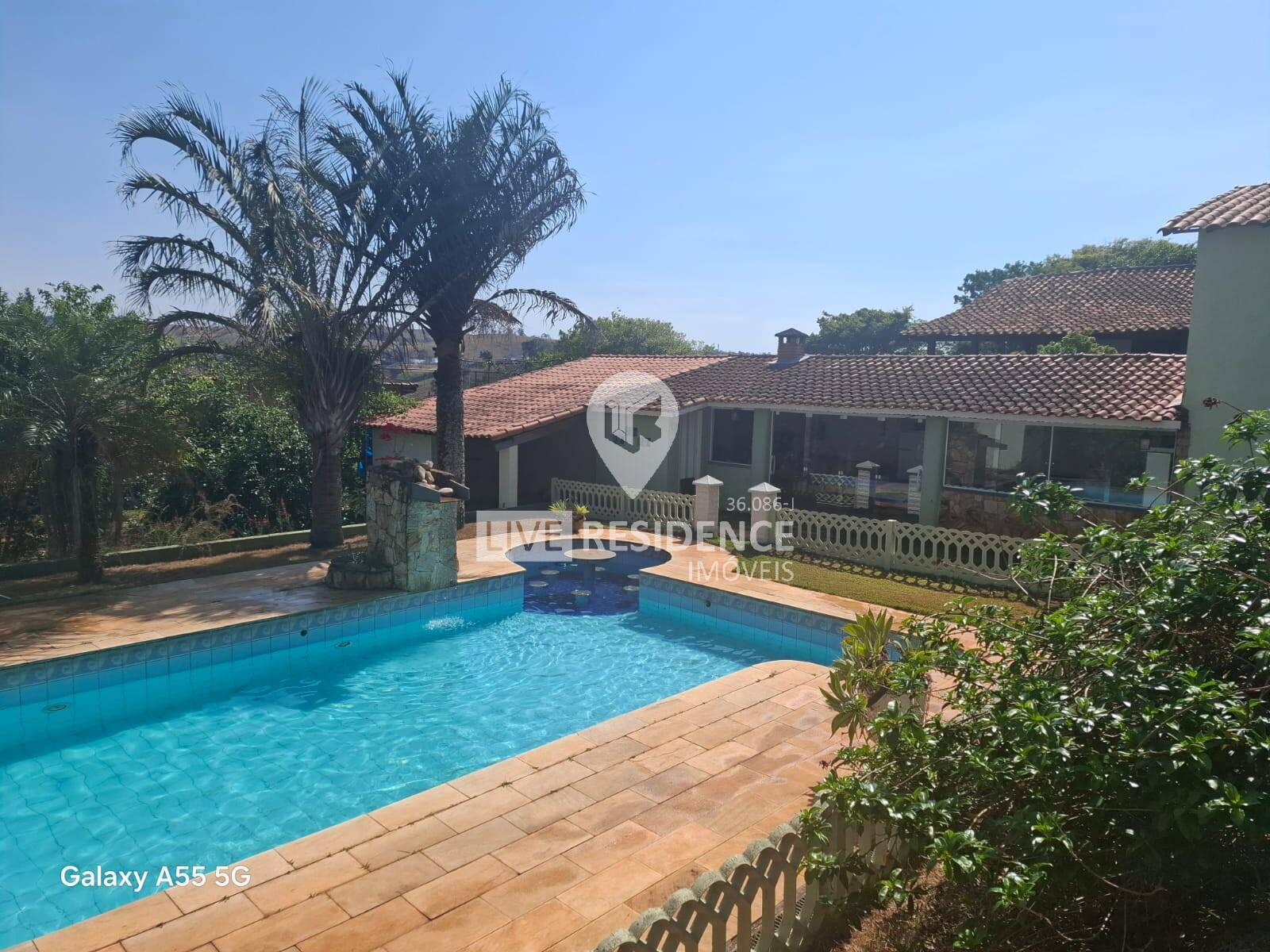 Casa à venda com 5 quartos, 289m² - Foto 3