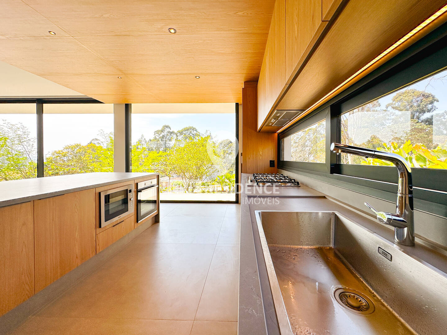 Casa à venda com 4 quartos, 654m² - Foto 20