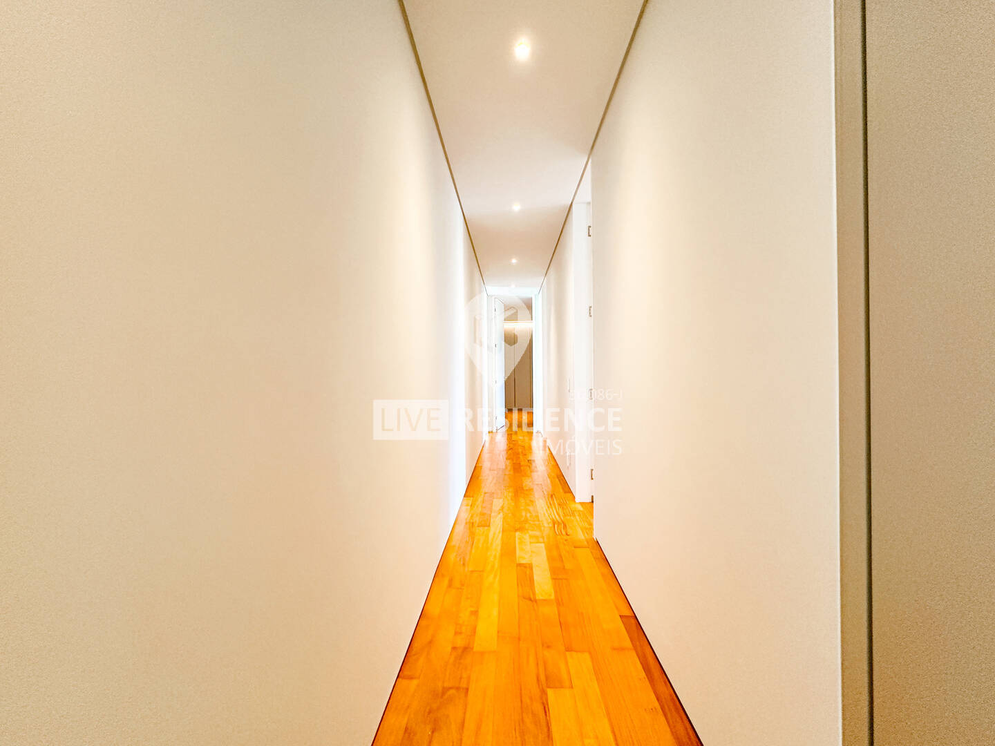 Casa à venda com 4 quartos, 654m² - Foto 35