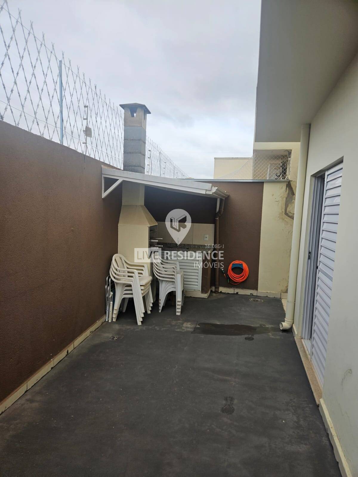 Casa à venda com 3 quartos, 74m² - Foto 8