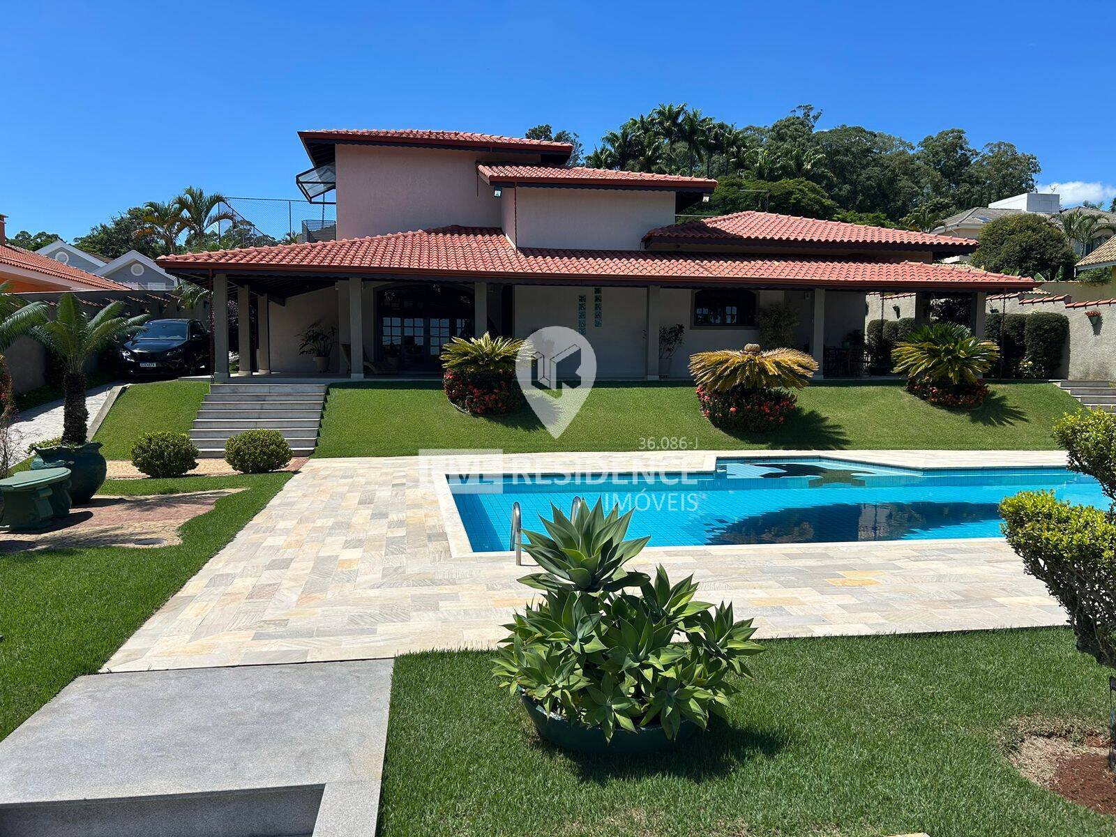 Casa, 4 quartos, 391 m² - Foto 1