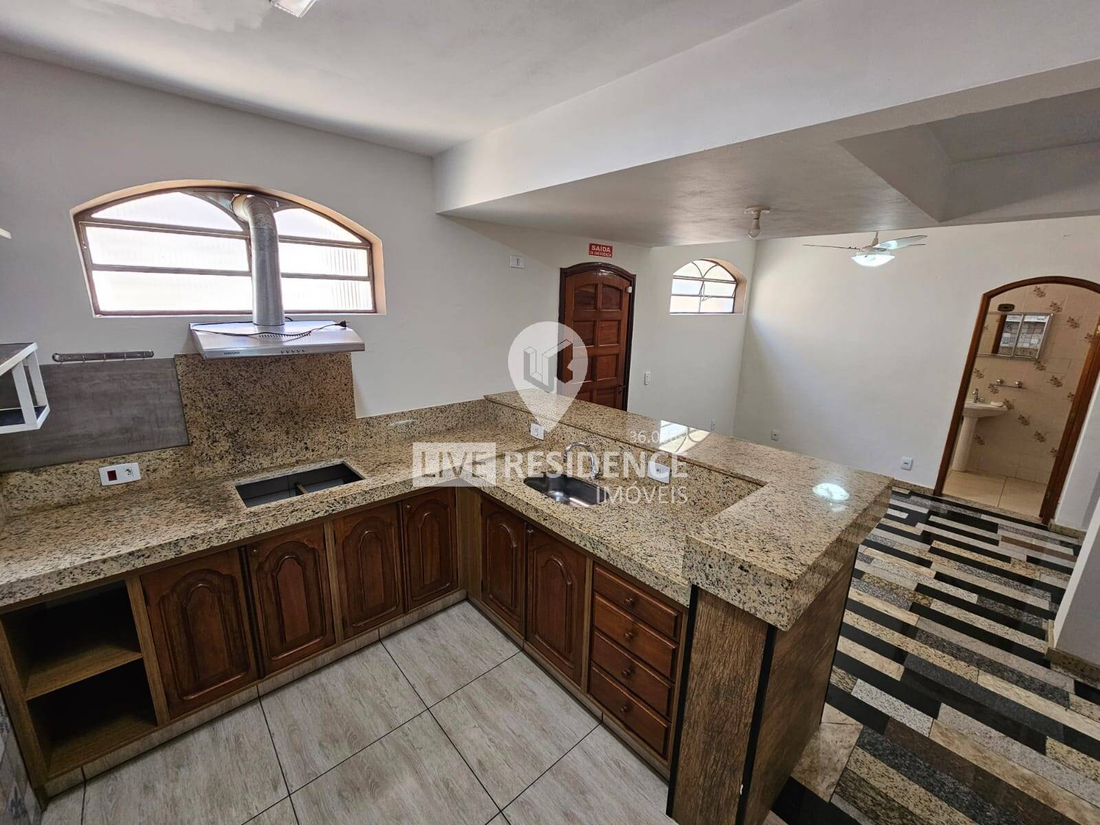 Casa, 3 quartos, 268 m² - Foto 23