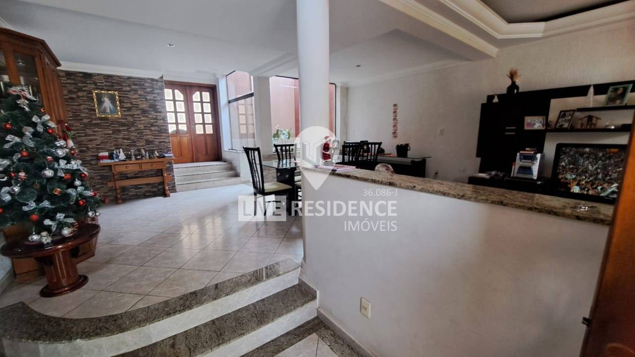 Casa, 5 quartos, 300 m² - Foto 32