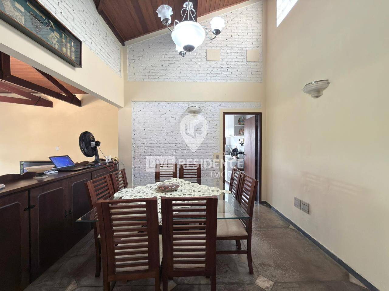Casa, 3 quartos, 270 m² - Foto 33