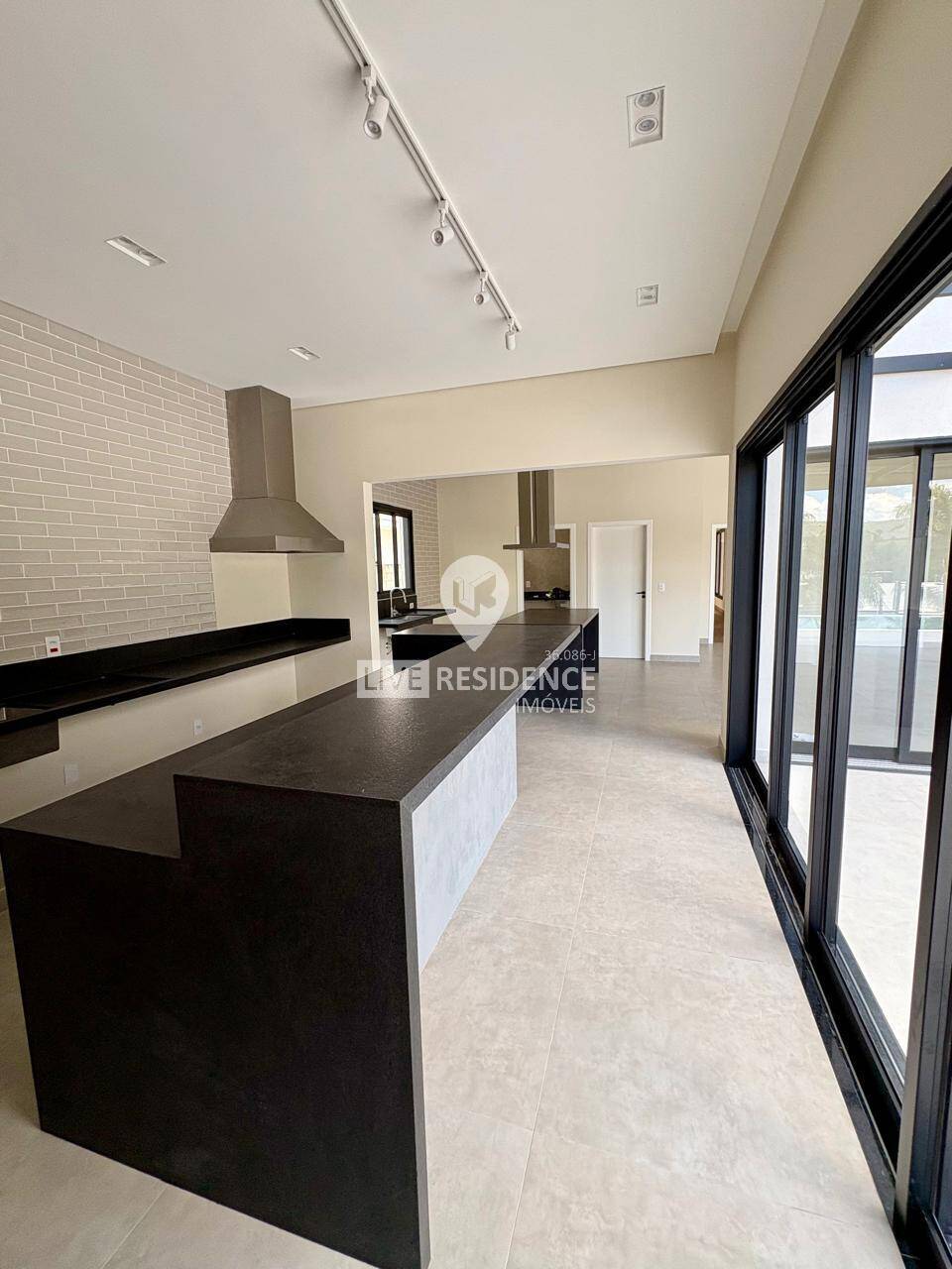 Casa, 3 quartos, 275 m² - Foto 30