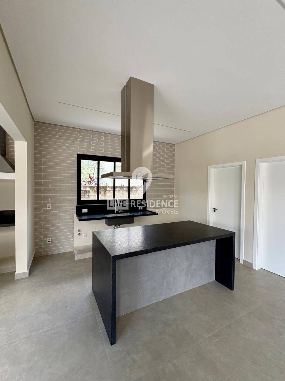 Casa, 3 quartos, 275 m² - Foto 33