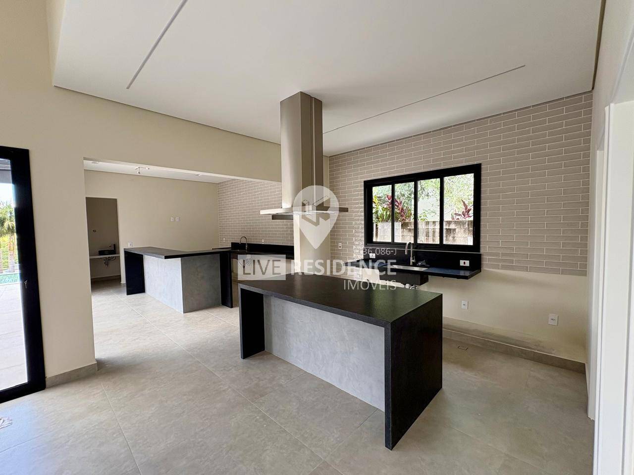 Casa, 3 quartos, 275 m² - Foto 34