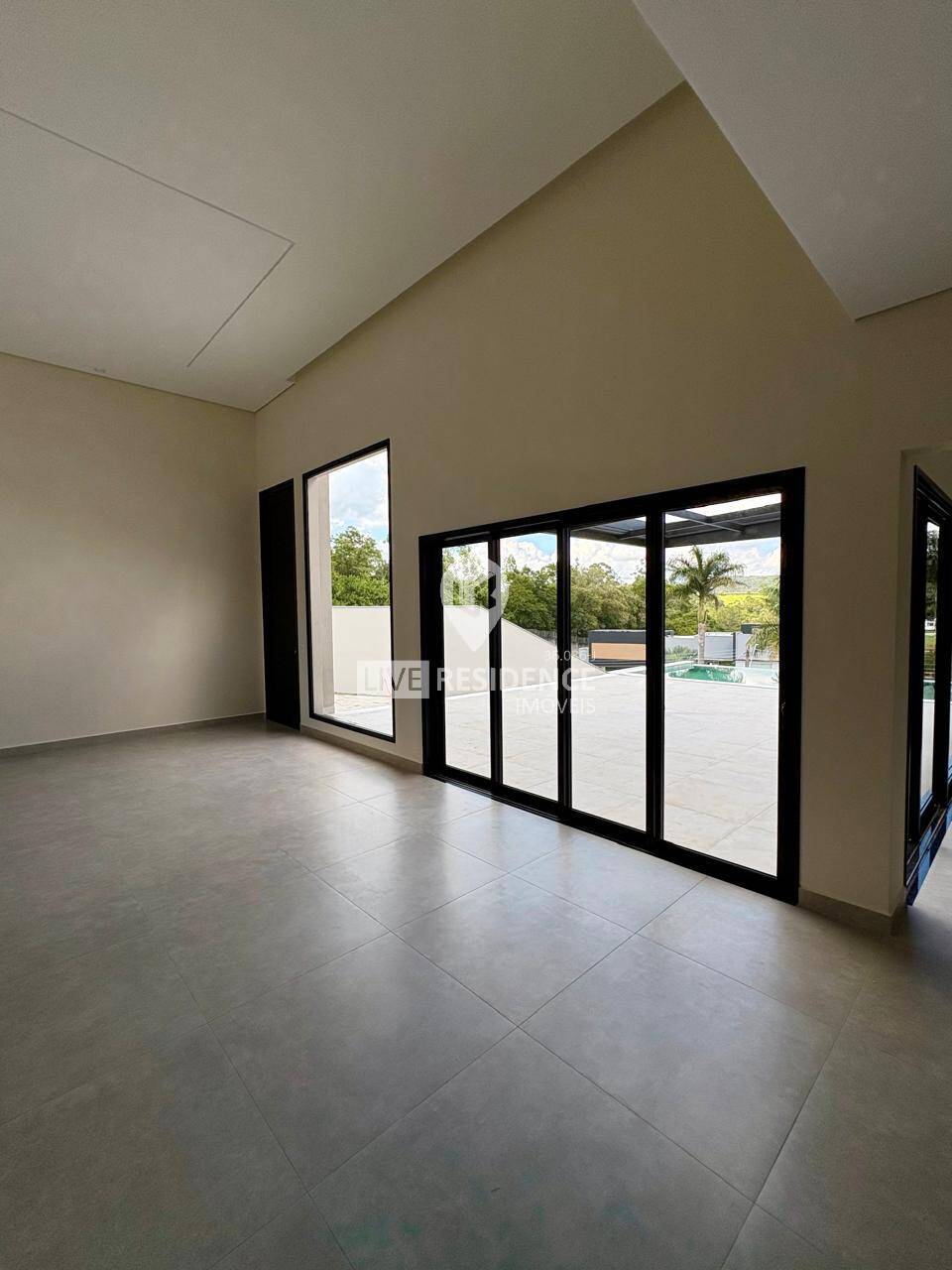 Casa, 3 quartos, 275 m² - Foto 36