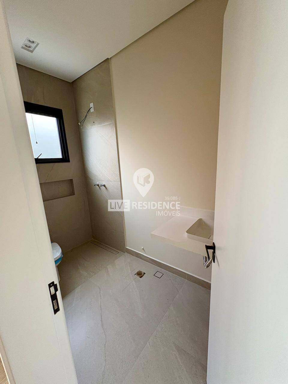 Casa, 3 quartos, 275 m² - Foto 42