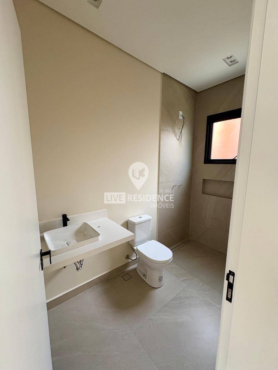 Casa, 3 quartos, 275 m² - Foto 46