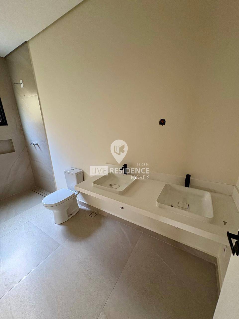 Casa, 3 quartos, 275 m² - Foto 56