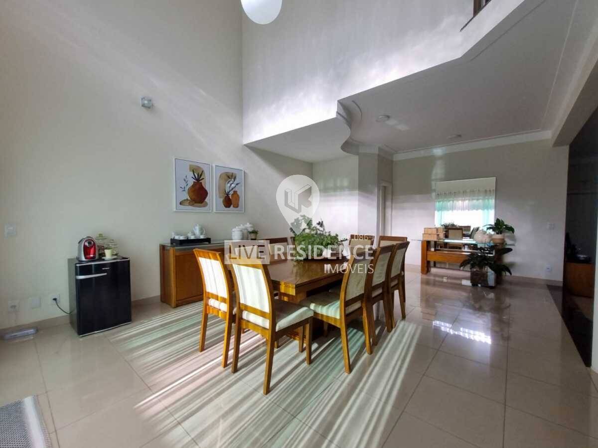 Casa, 3 quartos, 276 m² - Foto 16