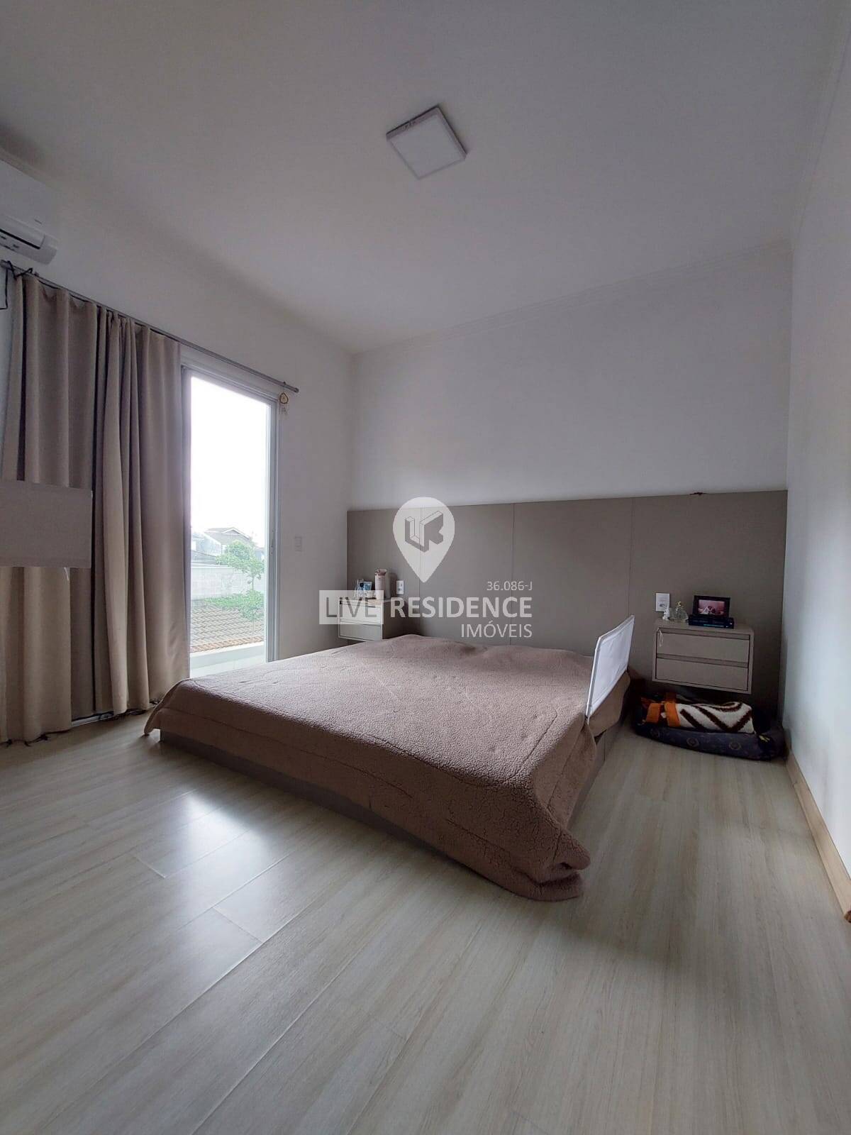 Casa, 3 quartos, 267 m² - Foto 36