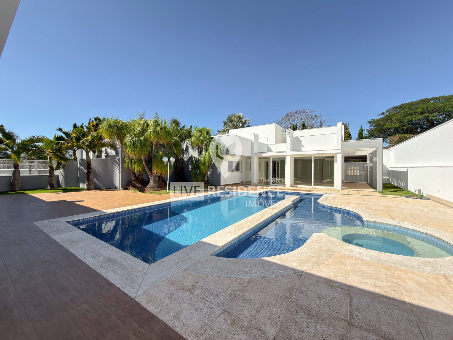 Casa, 6 quartos, 667 m² - Foto 1