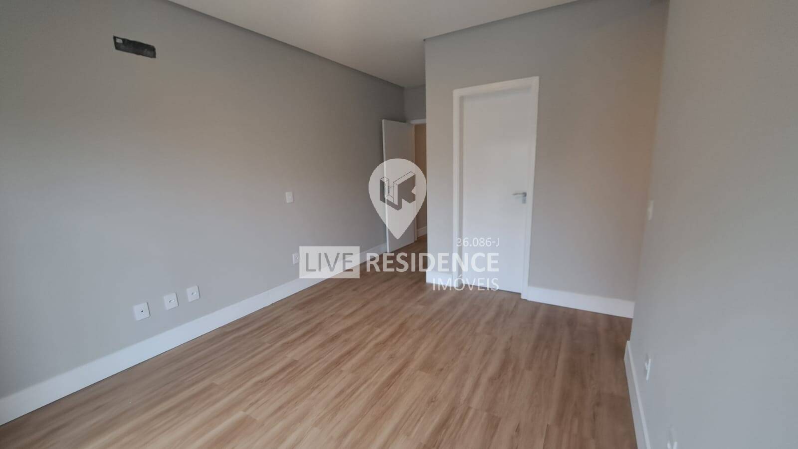 Casa, 3 quartos, 274 m² - Foto 35