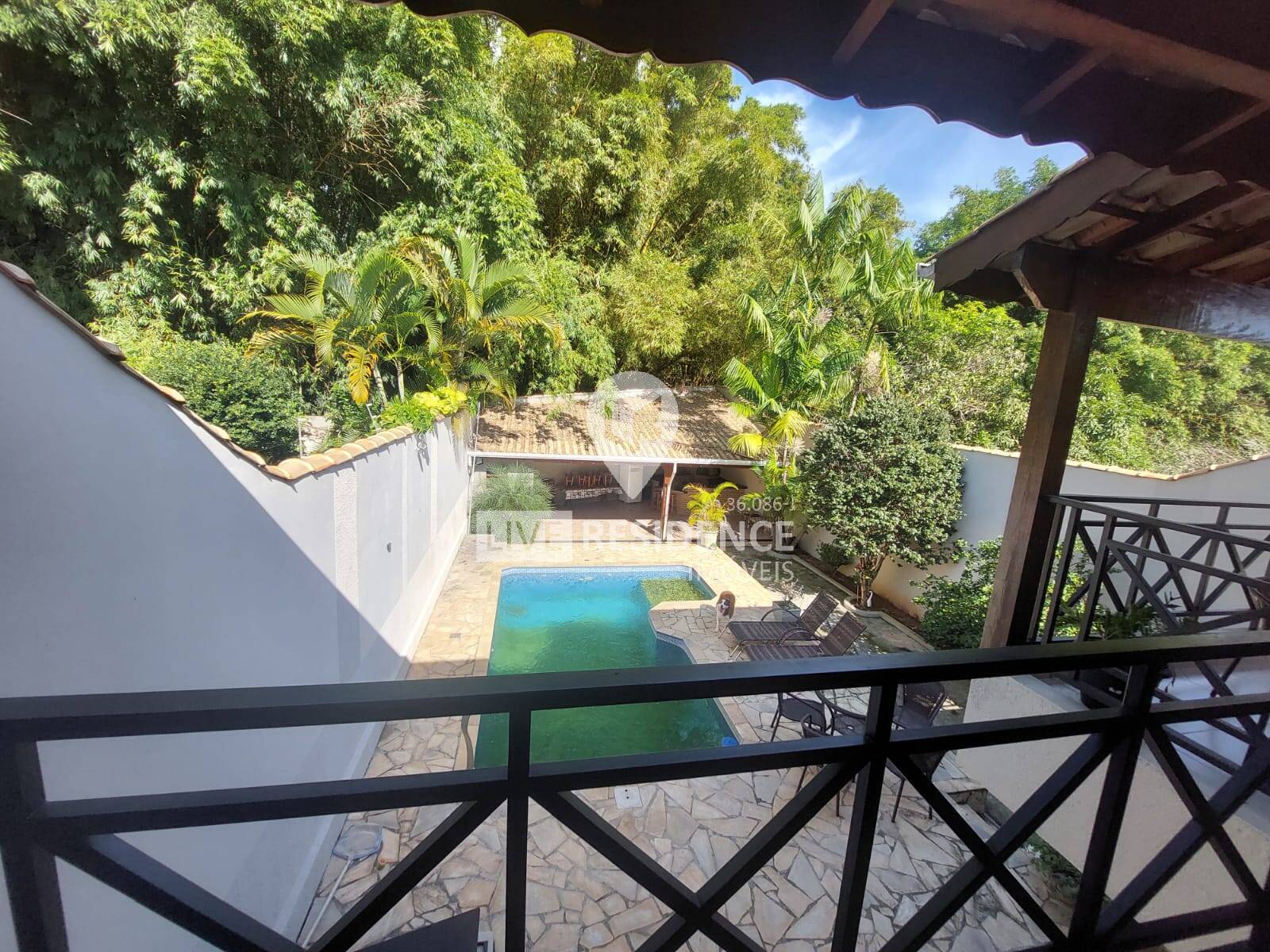 Casa, 3 quartos, 324 m² - Foto 1