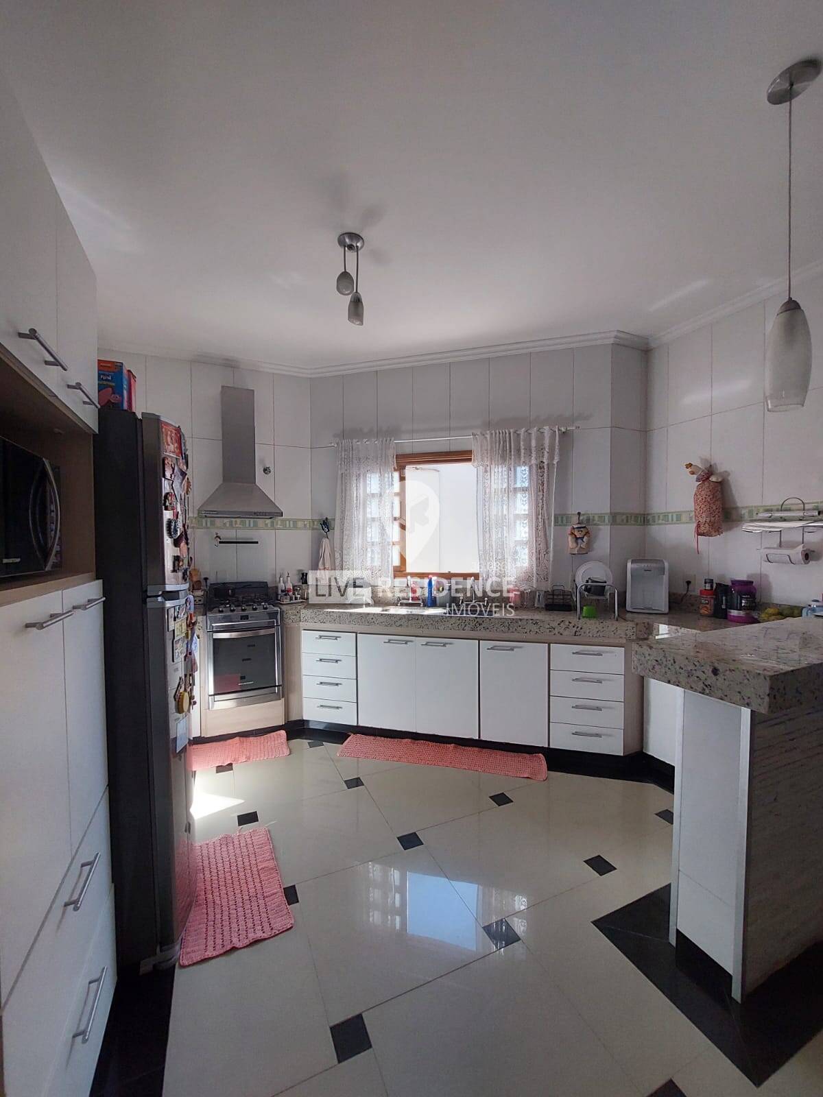 Casa, 3 quartos, 324 m² - Foto 30
