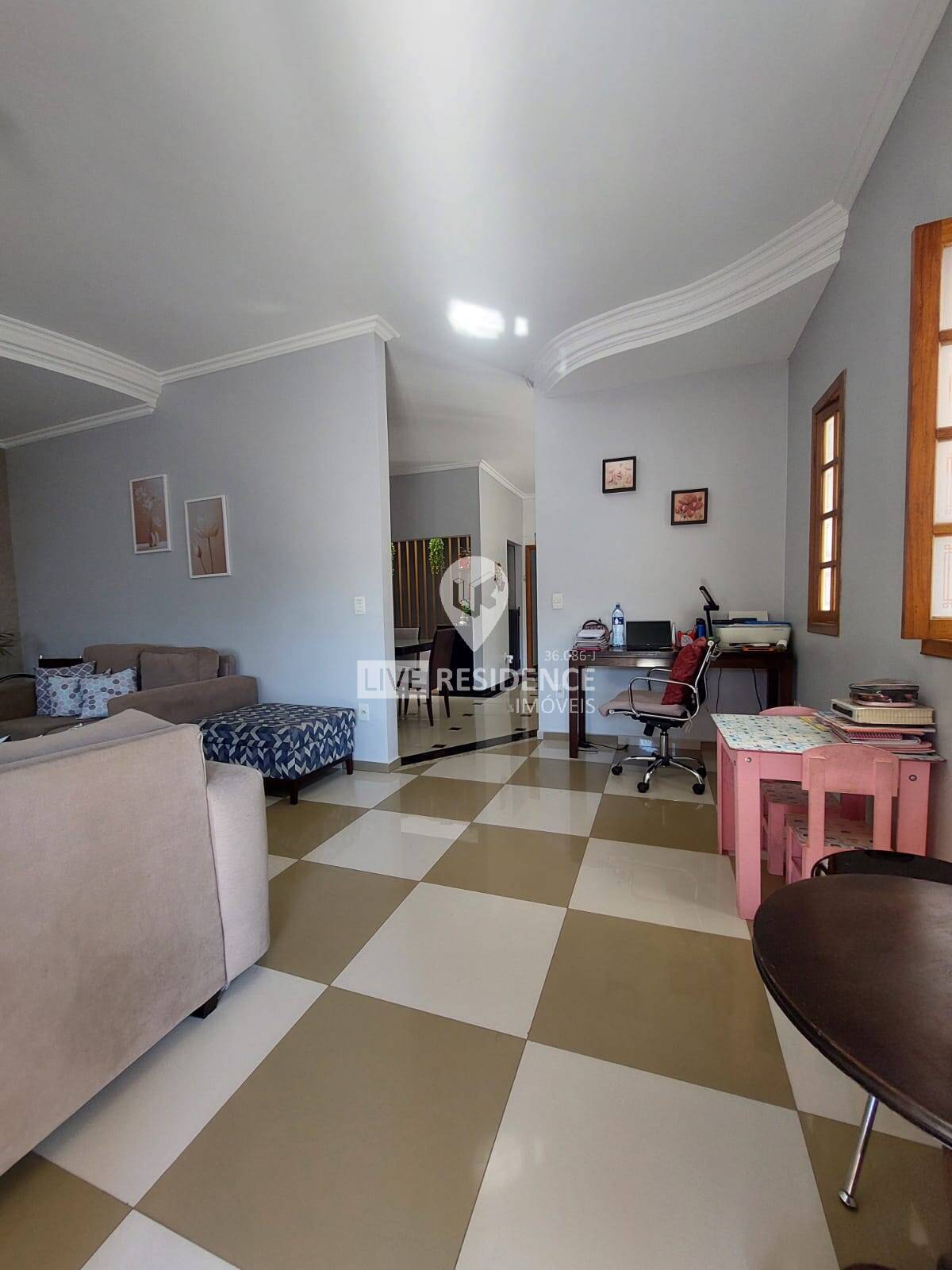 Casa, 3 quartos, 324 m² - Foto 38
