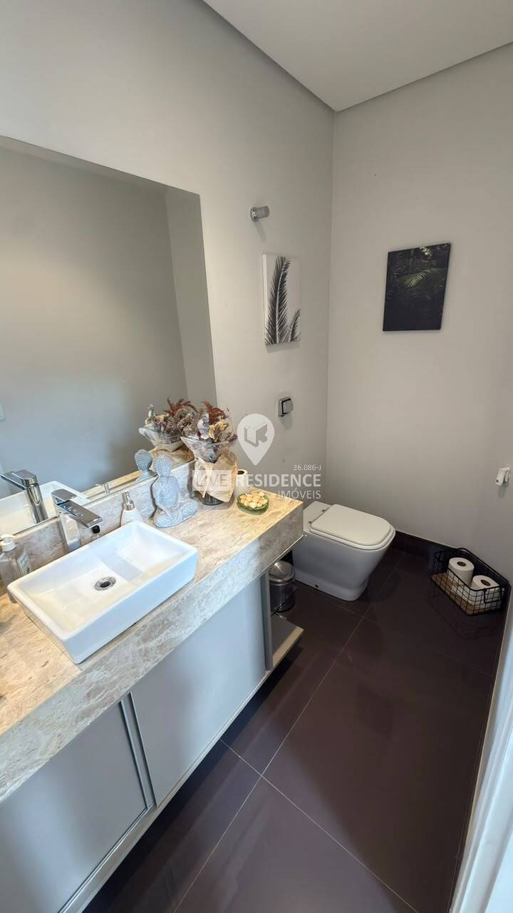 Casa, 3 quartos, 261 m² - Foto 50
