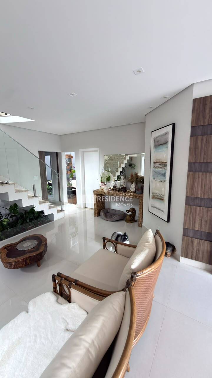 Casa, 3 quartos, 261 m² - Foto 55
