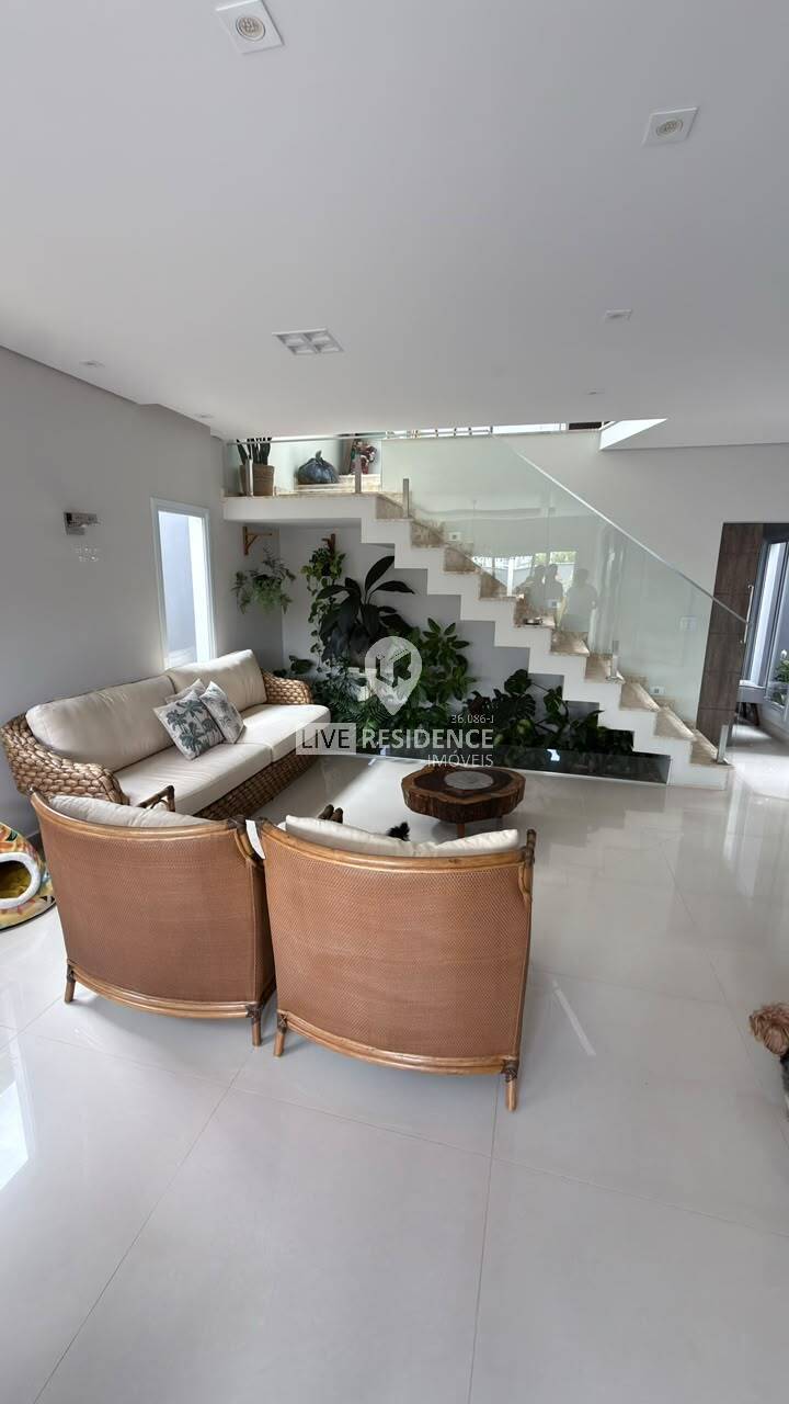 Casa, 3 quartos, 261 m² - Foto 56