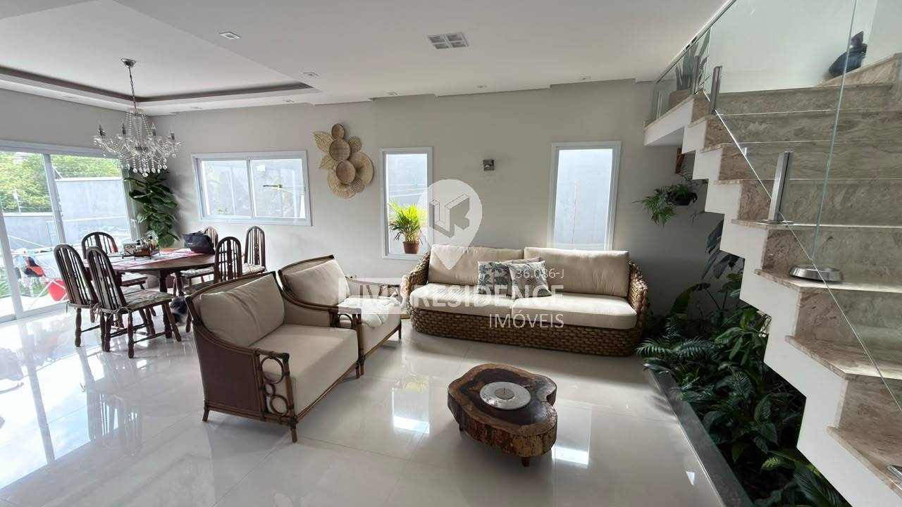 Casa, 3 quartos, 261 m² - Foto 54
