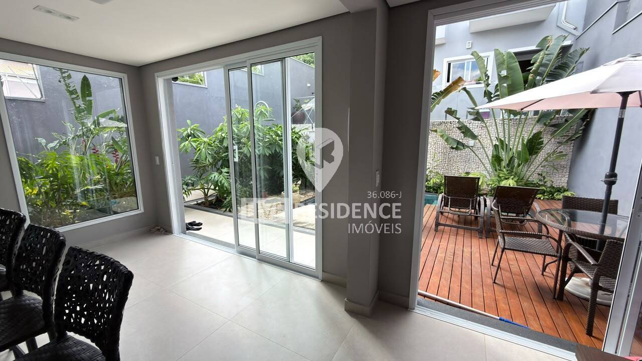 Casa, 3 quartos, 261 m² - Foto 61