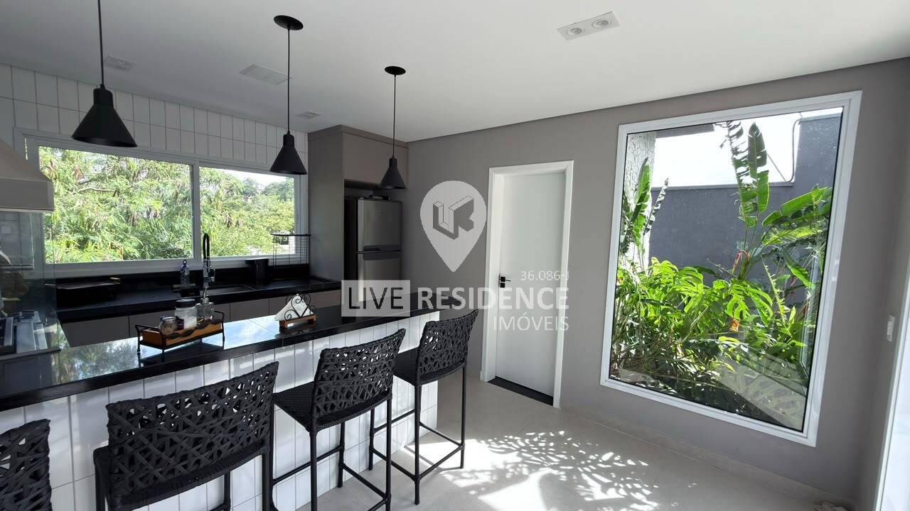 Casa, 3 quartos, 261 m² - Foto 60