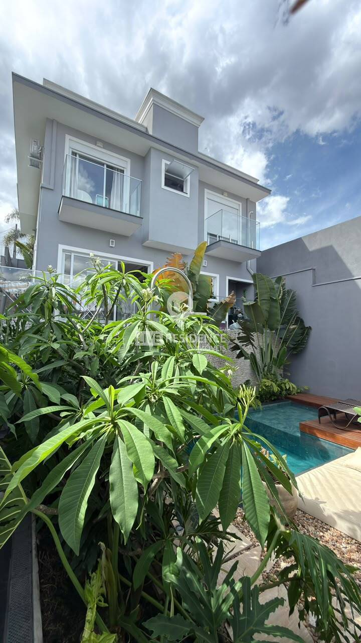 Casa, 3 quartos, 261 m² - Foto 77