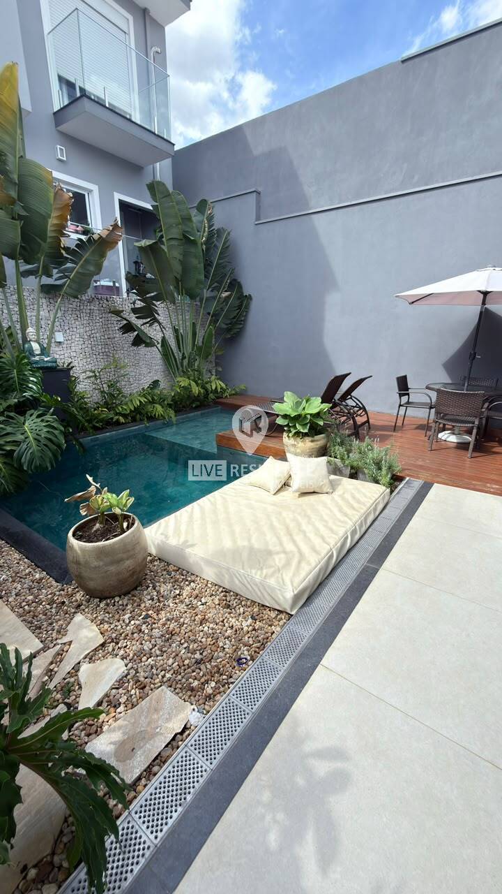 Casa, 3 quartos, 261 m² - Foto 79