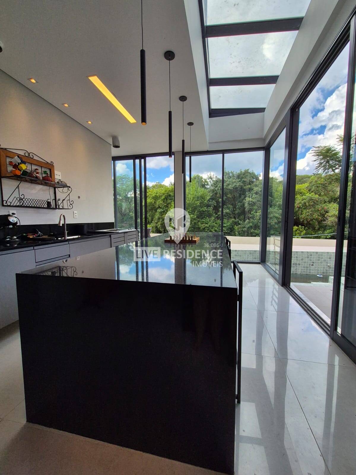 Casa, 3 quartos, 262 m² - Foto 34