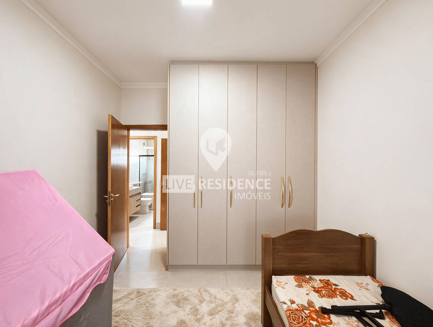 Casa, 4 quartos, 168 m² - Foto 3